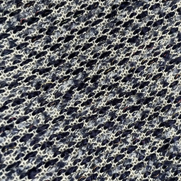 NWOT Roots sweater - Picture 4 of 5